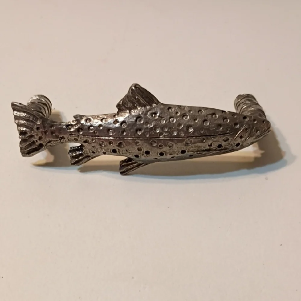 Trout Draw Pull Facing Left Signed KMD 1996 Pewter Fishing Outdoors Sports